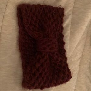 maroon head wrap - keeps ears/ head warm!